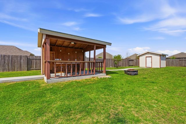 309 Baxendale ST, Hutto, TX 78634