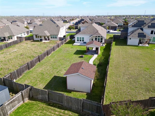 309 Baxendale ST, Hutto, TX 78634