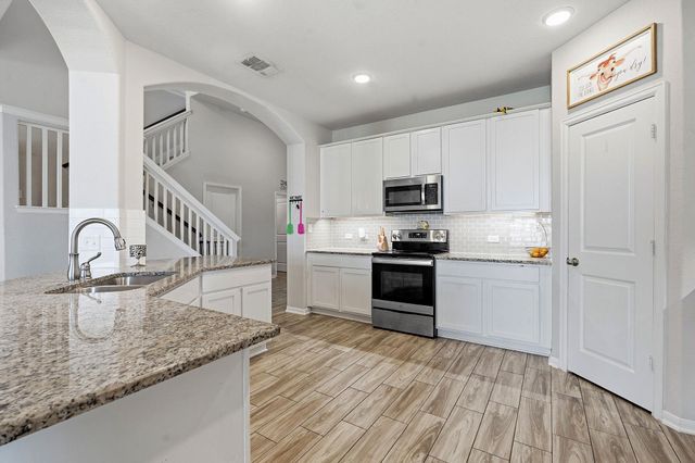 309 Baxendale ST, Hutto, TX 78634