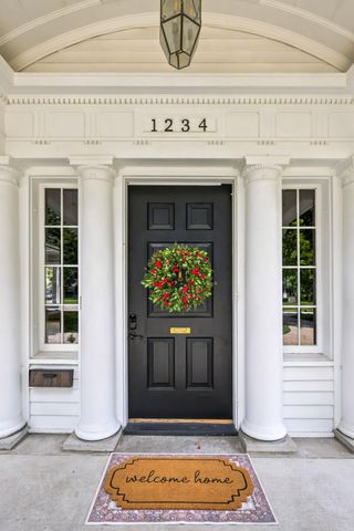 1234 E Walnut Street, Springfield, MO 65802