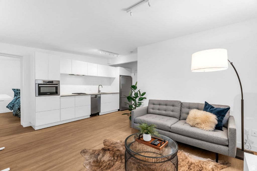 2062 E 3335 S, Salt Lake City, UT 84109 — photo 3
