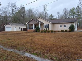 7110 New Bethel Road, Gadsden, AL 35903