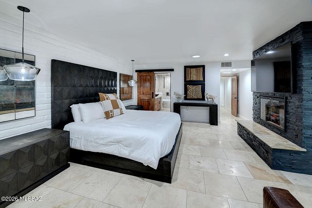 7861 N Tuscany Drive, Tucson, AZ 85742