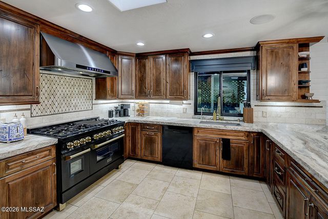 7861 N Tuscany Drive, Tucson, AZ 85742