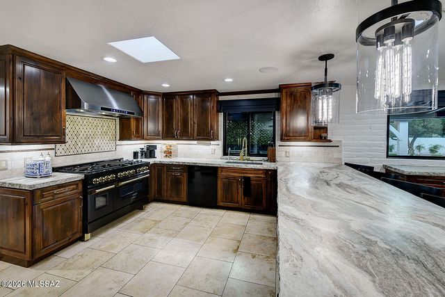 7861 N Tuscany Drive, Tucson, AZ 85742