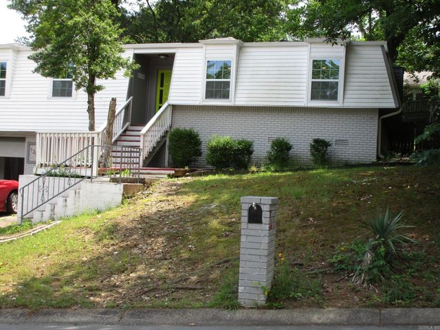 1209 E Twin Lakes Drive, Little Rock, AR 72205