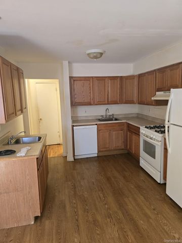 152 Kearsing Parkway B, Monsey, NY 10952