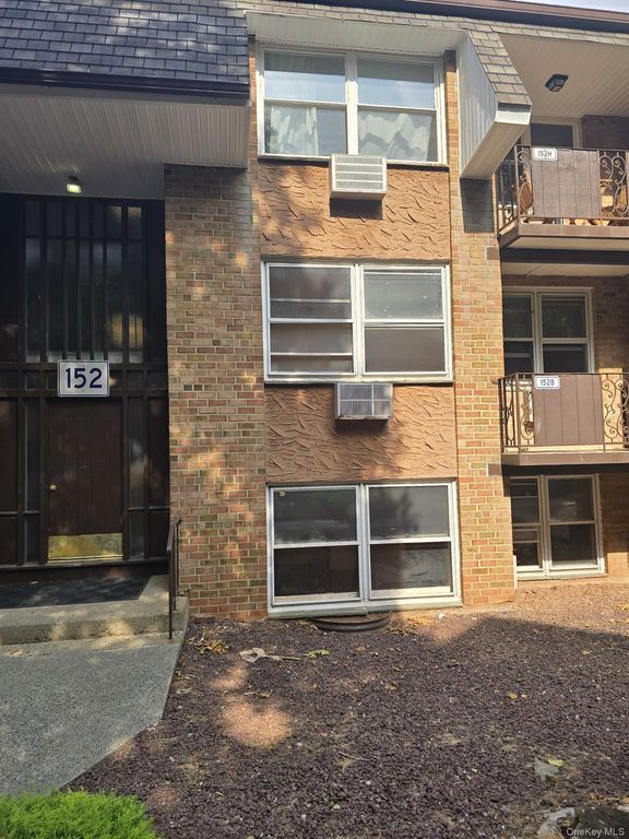 152 Kearsing Parkway B, Monsey, NY 10952