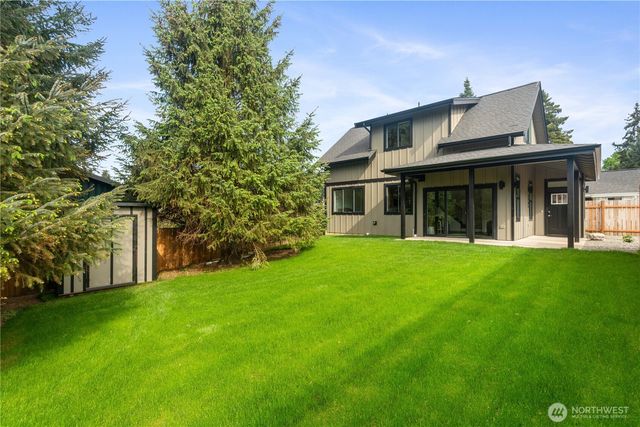 2907 Cedarwood Avenue, Bellingham, WA 98225
