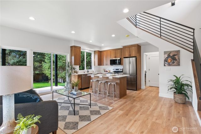 2907 Cedarwood Avenue, Bellingham, WA 98225