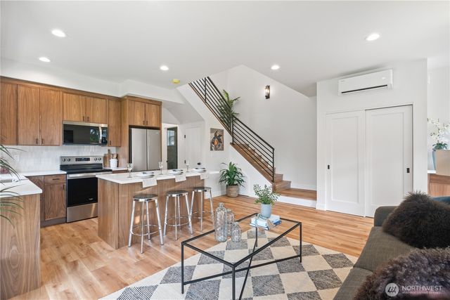 2907 Cedarwood Avenue, Bellingham, WA 98225