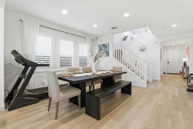 1017 Ruby Way, Gilroy, CA 95020