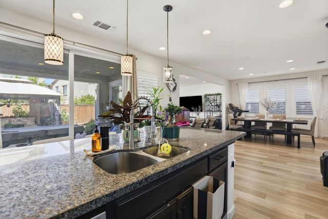 1017 Ruby Way, Gilroy, CA 95020