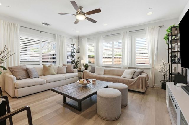 1017 Ruby Way, Gilroy, CA 95020