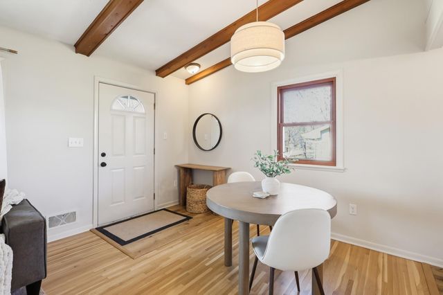 6950 35th Street N, Oakdale, MN 55128