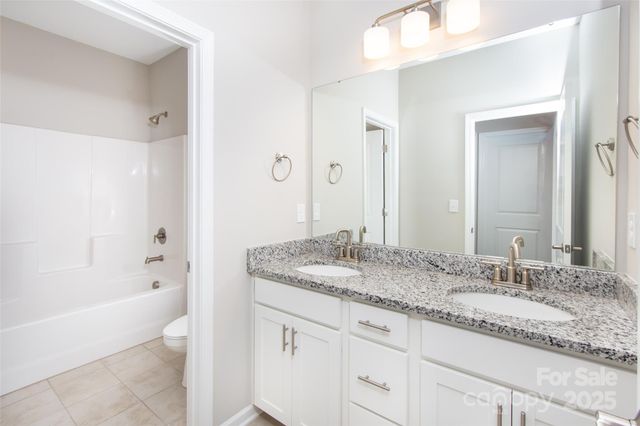 256 W Waterlynn Road, Mooresville, NC 28117