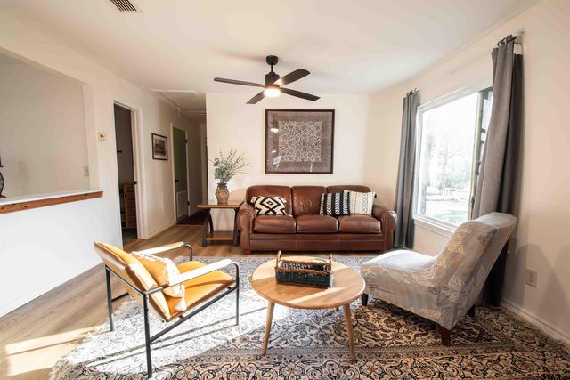 704 Callender Lake Drive, Murchison, TX 75778