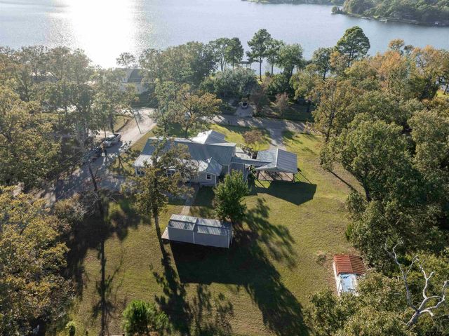 704 Callender Lake Drive, Murchison, TX 75778