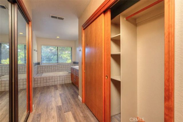 1022 Sir William Court, Chico, CA 95926