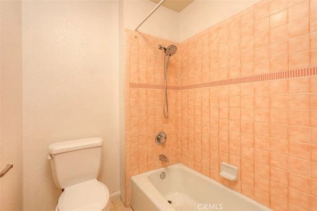 1022 Sir William Court, Chico, CA 95926