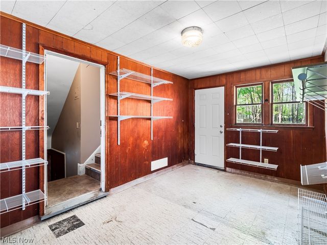 23790 Elm Road, North Olmsted, OH 44070