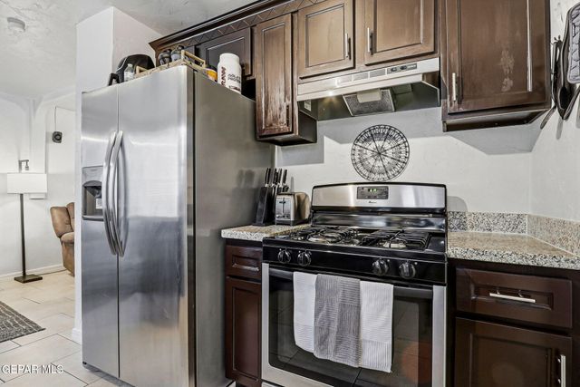 1725 Paul Moran Place, El Paso, TX 79936