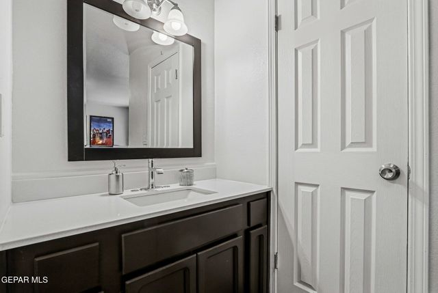 1725 Paul Moran Place, El Paso, TX 79936