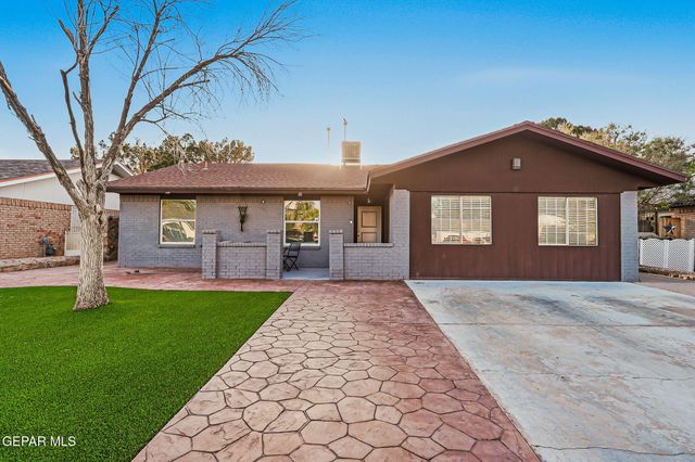 1725 Paul Moran Place, El Paso, TX 79936