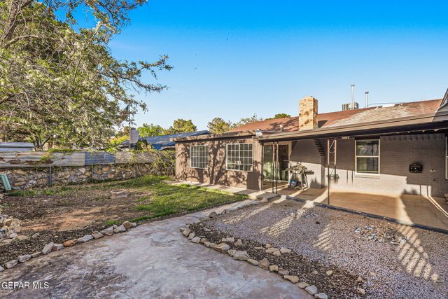 1725 Paul Moran Place, El Paso, TX 79936