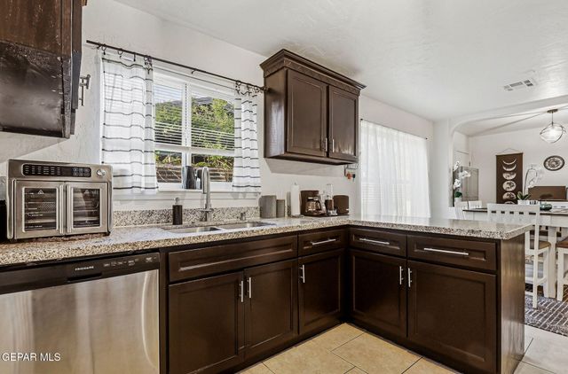 1725 Paul Moran Place, El Paso, TX 79936