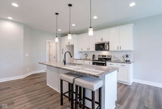 6559 Stonepoint Way, Indianapolis, IN 46237