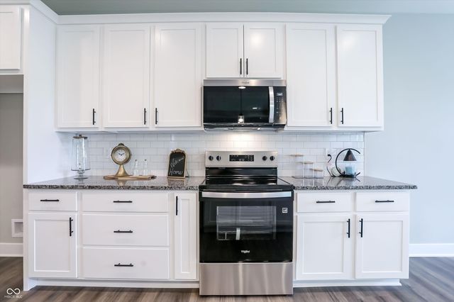 6559 Stonepoint Way, Indianapolis, IN 46237