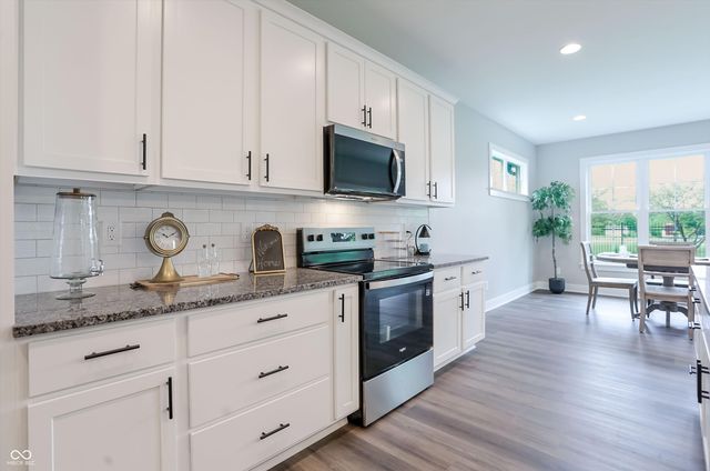 6559 Stonepoint Way, Indianapolis, IN 46237