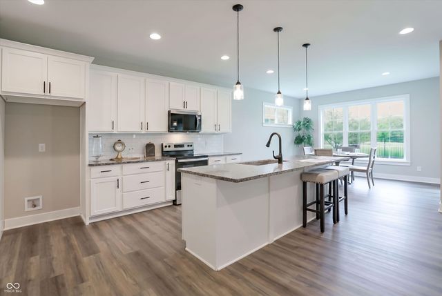 6559 Stonepoint Way, Indianapolis, IN 46237