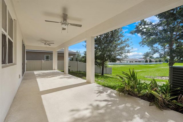 1230 STRATTON AVENUE, Groveland, FL 34736
