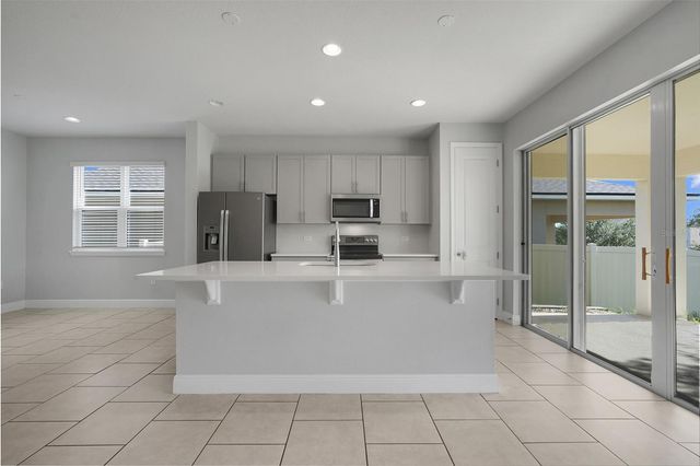 1230 STRATTON AVENUE, Groveland, FL 34736
