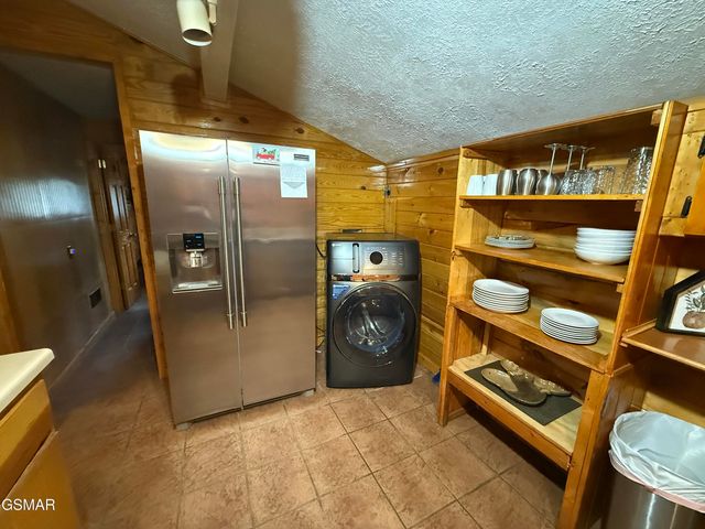 1030 E MADISON DRIVE Drive, Sevierville, TN 37876