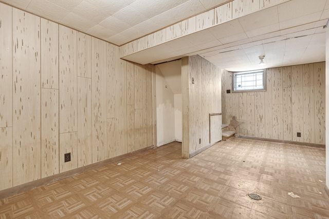 2164 N Mobile Avenue, Chicago, IL 60639