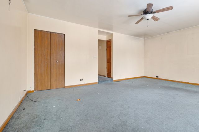 2164 N Mobile Avenue, Chicago, IL 60639