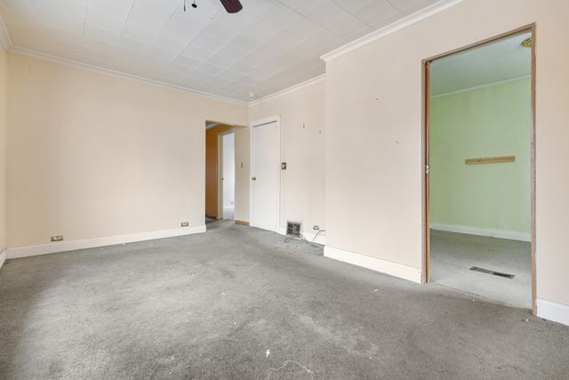 2164 N Mobile Avenue, Chicago, IL 60639