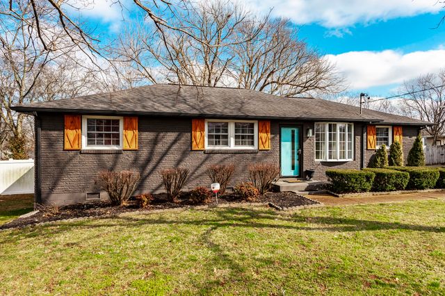 106 Oaklynn Dr, Madison, TN 37115