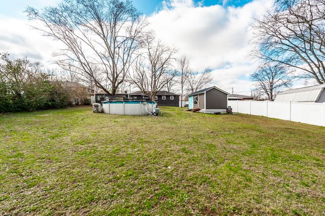 106 Oaklynn Dr, Madison, TN 37115