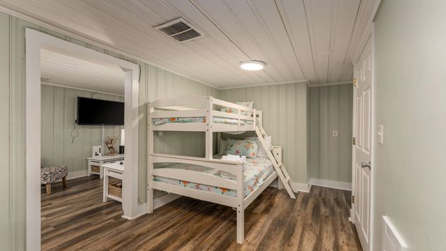 1906 S Ocean Blvd., North Myrtle Beach, SC 29582