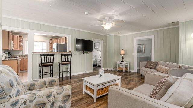 1906 S Ocean Blvd., North Myrtle Beach, SC 29582