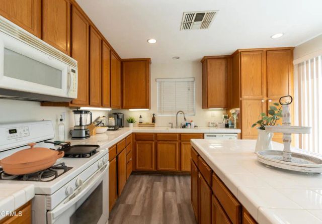 1740 E D Street, Ontario, CA 91764