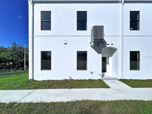 4370 CAMBIO GARDENS COURT, Tampa, FL 33610