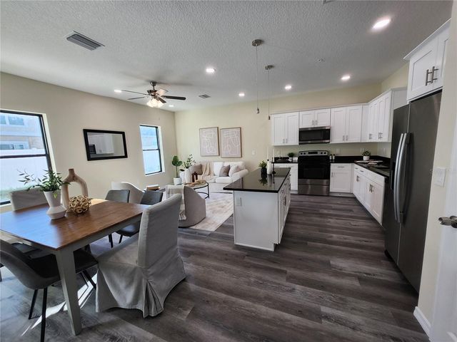 4370 CAMBIO GARDENS COURT, Tampa, FL 33610