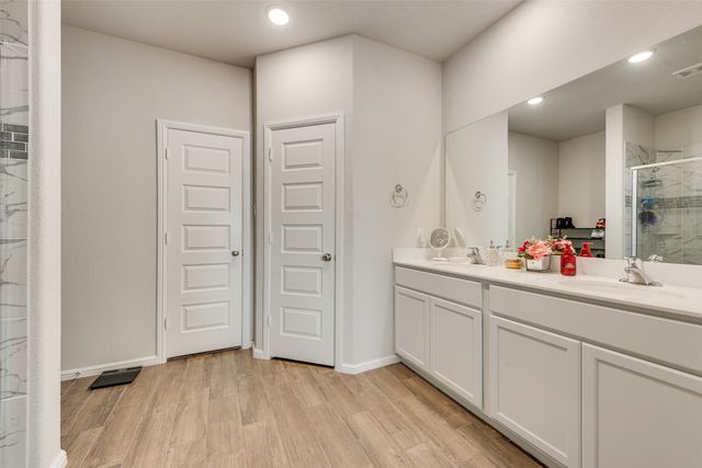 1316 Fox Glen Trail, Crowley, TX 76036