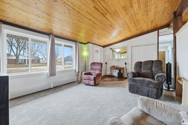 6508 Birchdale Drive, Fort Wayne, IN 46815