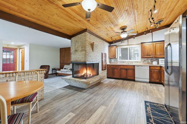 6508 Birchdale Drive, Fort Wayne, IN 46815